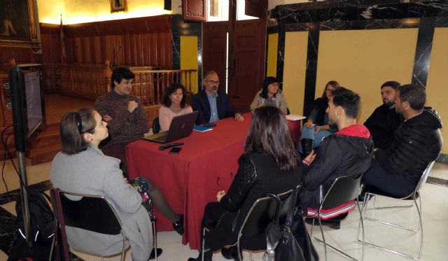 El Ayuntamiento de Caravaca pone en marcha la segunda experiencia de presupuestos participativos aplicados al área de Juventud - 1, Foto 1