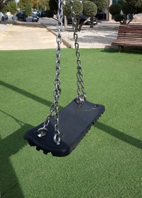 Los vándalos se vuelven a cebar con el mobiliario público en Las Torres de Cotillas - 1, Foto 1