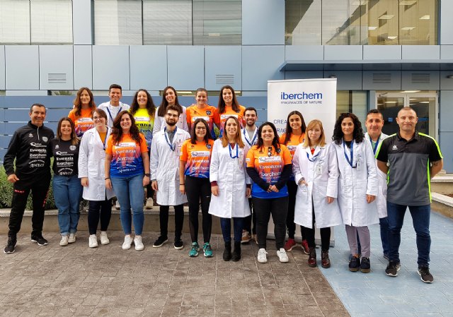 La multinacional de fragancias Iberchem patrocina al equipo femenino Futsal Molina - 1, Foto 1
