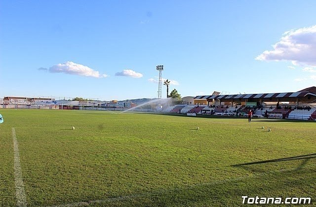 la FederaciónCien inscritos en las Jornadas de entrenadores de fútbol y de fútbol sala - 1, Foto 1