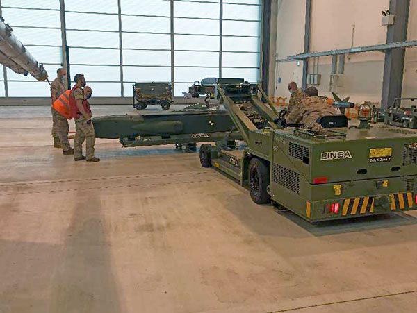 El Centro Logístico de la base aérea de Torrejón (Madrid) Experimenta en Alemania el misil Taurus en F-18 - 4, Foto 4