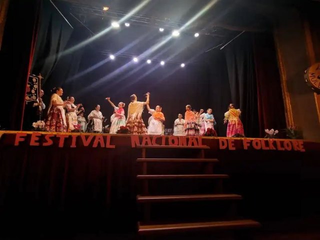 XXV Festival Nacional de Folklore en Mula - 1, Foto 1