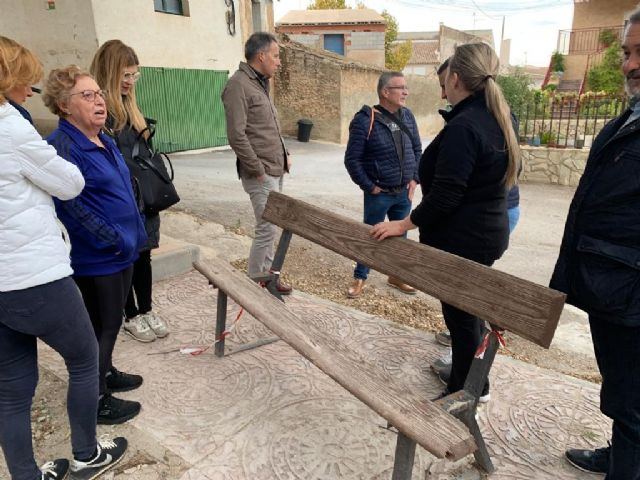 Los vecinos de Coy denuncian el abandono que sufre su pedanía y exigen más limpieza, seguridad y que se recuperen las tareas de mantenimiento en sus calles - 3, Foto 3