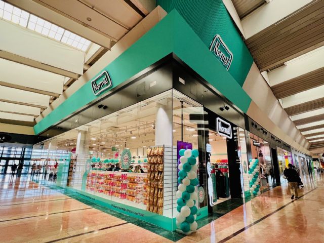 Normal aterriza en la Región de Murcia con la apertura de una tienda en Nueva Condomina - 2, Foto 2