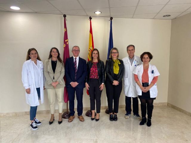 Juan de Dios Cánovas toma posesión de su cargo como gerente de área de salud IX-Vega Alta - 1, Foto 1