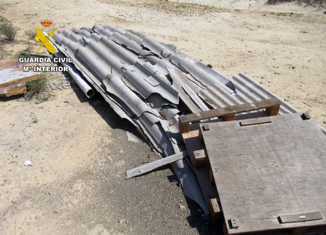 La Guardia Civil detecta en Murcia un fraude en la gestión de residuos peligrosos - 2, Foto 2