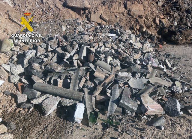 La Guardia Civil detecta en Murcia un fraude en la gestión de residuos peligrosos - 4, Foto 4