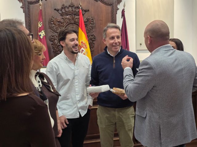 Fulgencio Gil felicita a las queserías El Roano y La Zarcillera tras sus éxitos en los World Cheese Awards de Suiza - 1, Foto 1