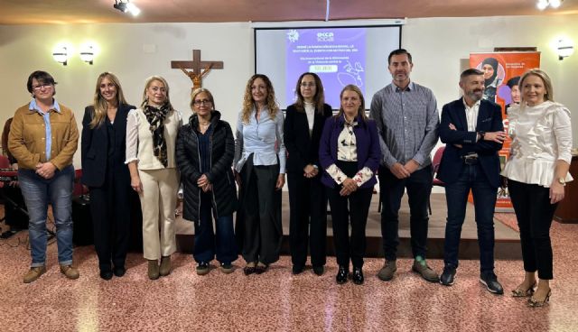 Murcia ilumina su compromiso contra la violencia contra la mujer con el emotivo acto Luz en la Sombra organizado por la Fundación ECCA Social - 1, Foto 1