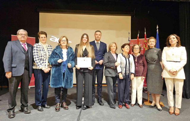 La caravaqueña Ana Martínez Vacas recibe el Premio ‘José Álvarez Álvarez’ a la igualdad en ciencia y el fomento de la carrera investigadora - 2, Foto 2