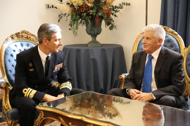 La Hospitalidad Santa Teresa presenta su labor social al Almirante de Acción Marítima en un encuentro institucional - 2, Foto 2