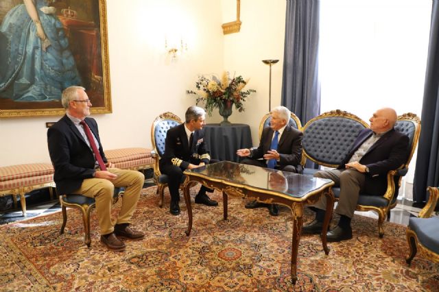La Hospitalidad Santa Teresa presenta su labor social al Almirante de Acción Marítima en un encuentro institucional - 3, Foto 3