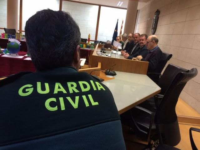 La Junta Local de Seguridad Ciudadana suscribe la propuesta de la Alcaldía para efectuar fuegos vegetales con condicionantes el día de la romería de Santa Eulalia, Foto 2