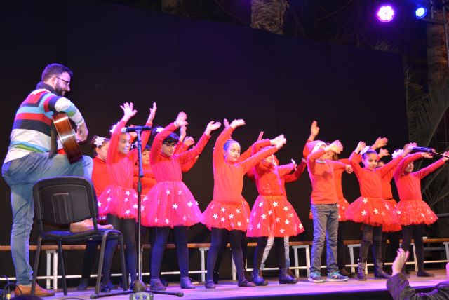 Cientos de escolares participan en el Certamen de Villancicos - 3, Foto 3