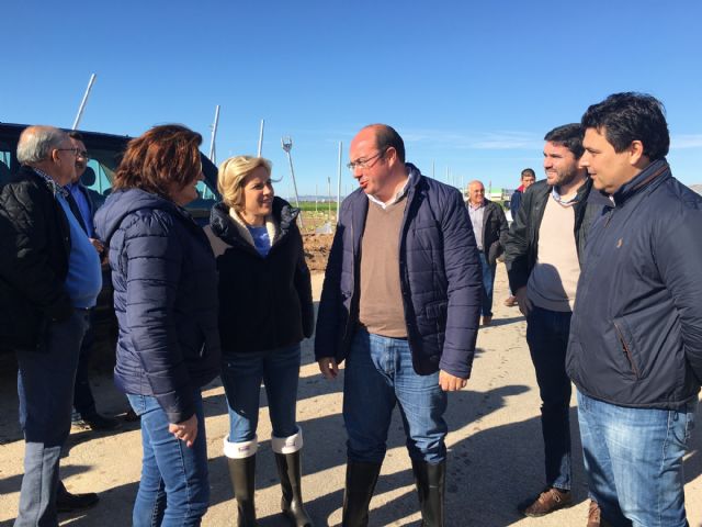 El presidente Pedro Antonio Sánchez compromete la ayuda del Gobierno regional al sector agrícola afectado por las inundaciones, en El Mirador - 4, Foto 4