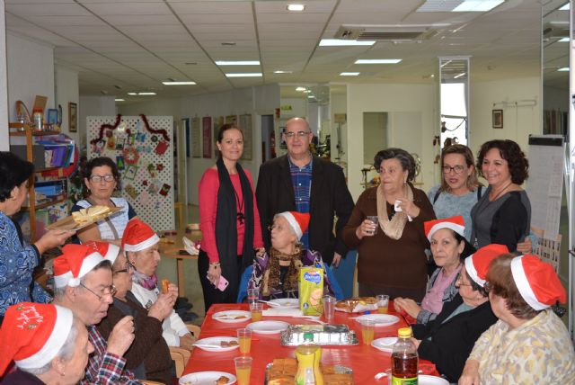 La Asociación Alzheimer Águilas celebra su tradicional fiesta de Navidad 2018 - 2, Foto 2