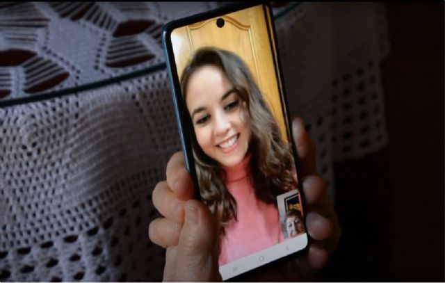 Estudiantes de Comunicación de la UCAM lanzan la campaña de Navidad Con Cariño, tu nieto - 1, Foto 1