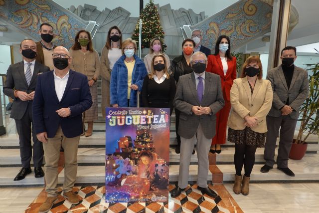 La Asamblea se suma a la campaña municipal para que ningún niño se quede sin juguete, sin la sonrisa y sin la ilusión del Día de Reyes - 2, Foto 2