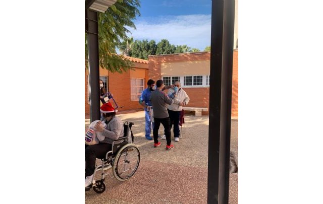 La Peña Barcelonista de Totana visita en Centro de Personas con Discapacidad Intelectual José Moya Trilla, Foto 7