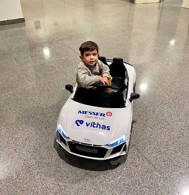 Un coche teledirigido conduce a los niños al quirófano en el Hospital Vithas Castellón - 2, Foto 2
