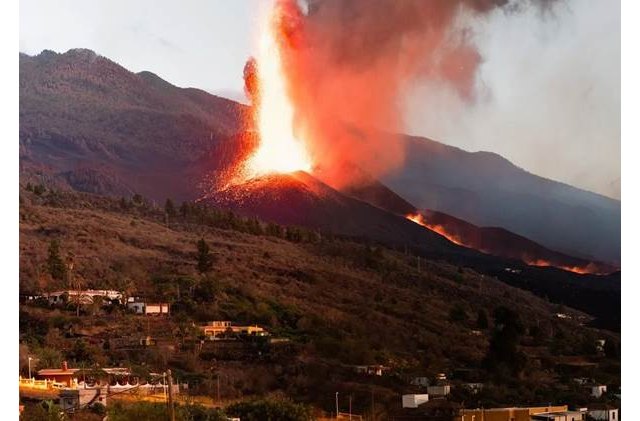 El paisaje se ha visto modificado por la erupción de La Palma, Foto 1