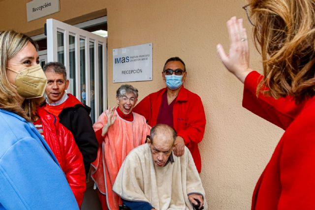 La magia de la Navidad llega al centro de personas con discapacidad de El Palmar - 1, Foto 1