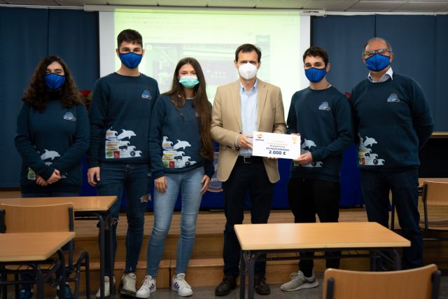 Repsol entrega al IES Mediterráneo el segundo premio de su concurso nacional de Economía Circular - 1, Foto 1