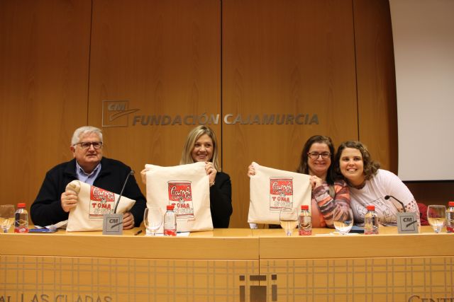 Astrade lanza la colección textil y de papelería edición limitada diseñada por personas TEA - 1, Foto 1