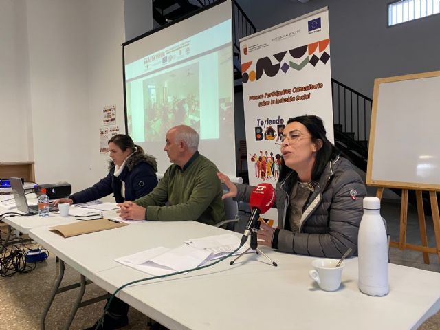 Tejiendo nuestro Barrio presenta los resultados del proceso de diagnóstico local participativo en Distritos y Barrio de Santiago - 1, Foto 1