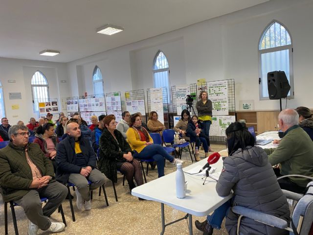 Tejiendo nuestro Barrio presenta los resultados del proceso de diagnóstico local participativo en Distritos y Barrio de Santiago - 2, Foto 2
