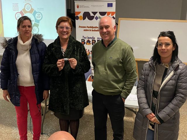 Tejiendo nuestro Barrio presenta los resultados del proceso de diagnóstico local participativo en Distritos y Barrio de Santiago - 3, Foto 3