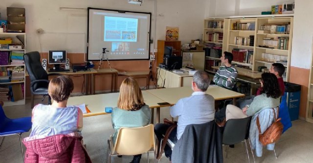 Economía Circular y Medio Ambiente presenta en los colegios los proyectos de renaturalización de patios, actuación enmarcada en el proyecto Cieza Biofílica - 1, Foto 1