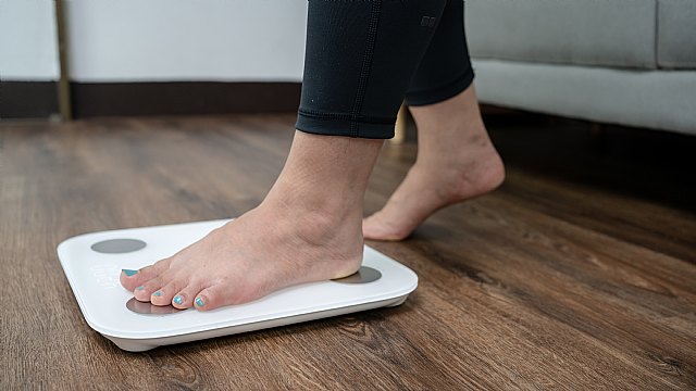 Cómo afectan las dietas altas en grasas saturadas a la salud de tu cabello: principales alimentos a evitar en estas fechas navideñas - 1, Foto 1