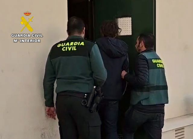 Detenido in fraganti mientras distribuía gran cantidad de dosis de cocaína - 2, Foto 2