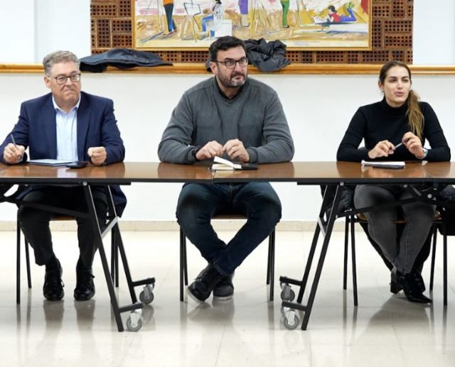 Vecinos de El Raal, El Esparragal, Llano de Brujas y Orilla del Azarbe, cansados de tanto abandono, exigen servicios públicos dignos y que se les tenga en cuenta - 2, Foto 2