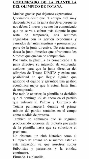 La plantilla del Olímpico de Totana permaneció sentada durante el primer minuto del partido de hoy en El Palmar, Foto 2