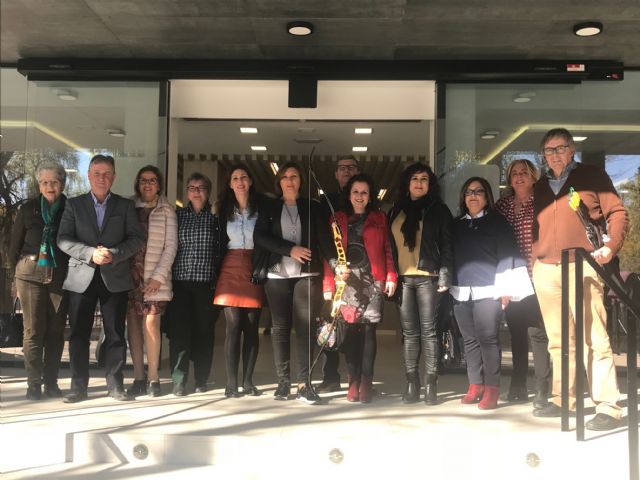 El Pabellón de San Fernando acogerá los viernes por la tarde la iniciativa Flechas Rosas que tiene por objetivo ayudar en la rehabilitación a pacientes con cáncer de mama - 1, Foto 1