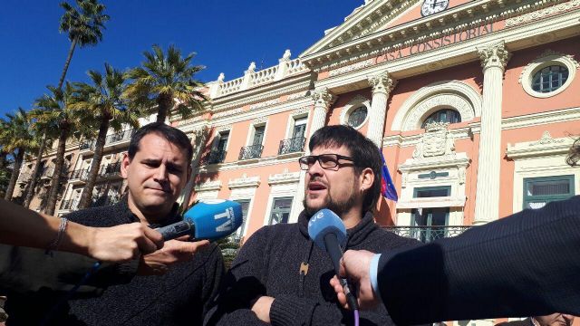 IU-Verdes apoya la propuesta de presentar la moción de censura como medida urgente de regeneración democrática en el Ayuntamiento de Murcia - 1, Foto 1