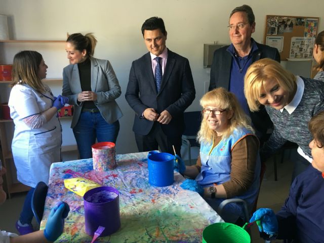 La consejera Violante Romás anuncia la ampliación de 13 nuevas plazas concertadas en Aidemar - 4, Foto 4