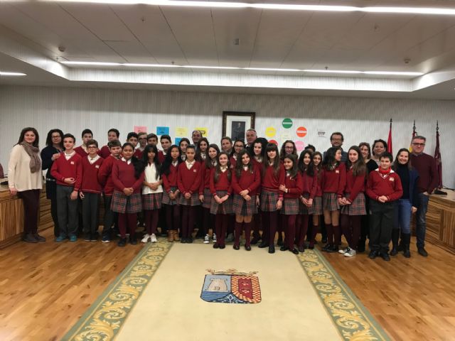 29 alumnos de 1º ESO del Centro Concertado Virgen del Pasico de Torre-Pacheco constituyen una cooperativa para recaudar fondos para su viaje de estudios - 4, Foto 4