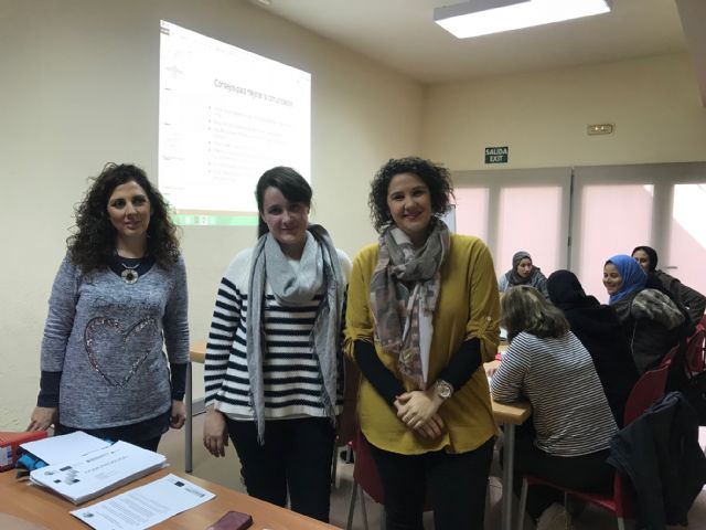 La concejalía de Servicios Sociales acoge el Programa Itinerarios de Motivación y Acompañamiento para Mujeres SARA - 3, Foto 3