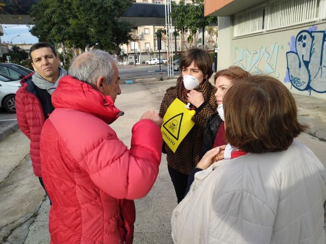 El PSOE exige al alcalde una solución al problema del amianto en edificios públicos de titularidad municipal como el de Servicios Sociales - 1, Foto 1