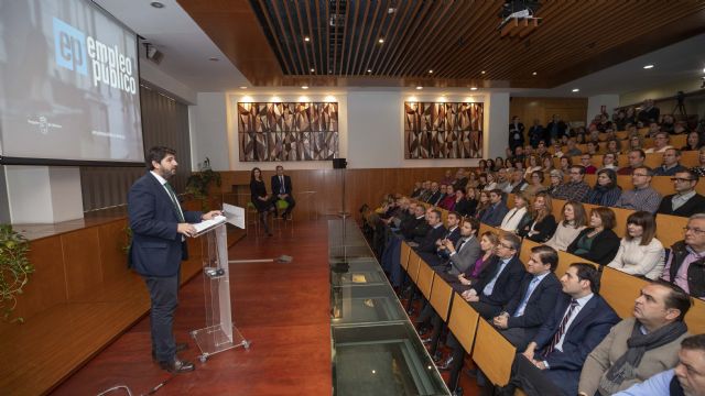López Miras: El nuevo portal web recoge toda la oferta de empleo público de la Comunidad, la mayor de la historia con 8.194 plazas - 2, Foto 2