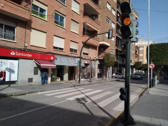 El Ayuntamiento mejorará la accesibilidad de los pasos de peatones de la calle Mayor de Alcantarilla - 2, Foto 2