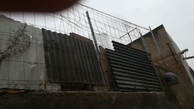 IU critica la dejación de funciones en el mantenimiento de la Torre Rojano - 4, Foto 4