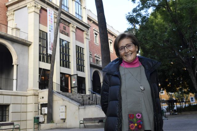 La profesora Francisca Moya del Baño, gana el premio José Loustau del Consejo Social de la UMU - 1, Foto 1