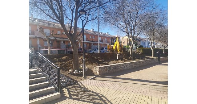 La Concejalía de Obras y Servicios mejora la accesibilidad del parque “Ginés Ibáñez” - 1, Foto 1