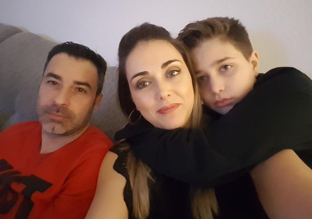 Solamente somos Emigrantes en busca de un futuro mejor - 1, Foto 1