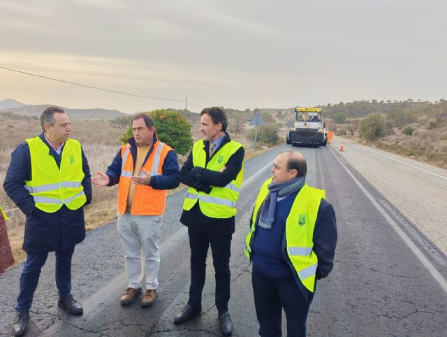 El Gobierno regional invierte más de 1,5 millones en mejorar la carretera que une Abanilla con el municipio alicantino de Pinoso - 2, Foto 2