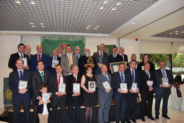 Los cofrades de Domingo de Ramos entregaron las distinciones de la Semana Santa 2016 - 1, Foto 1